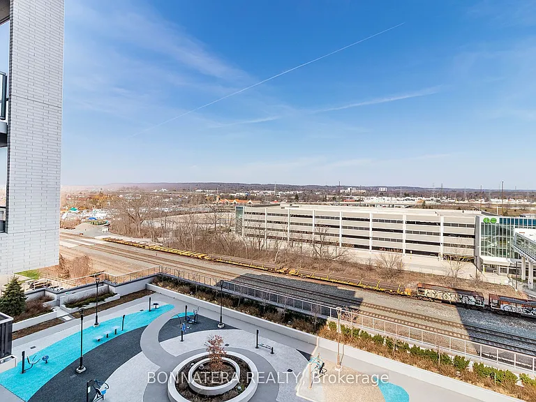 2081 Fairview St #803 — Photo 48