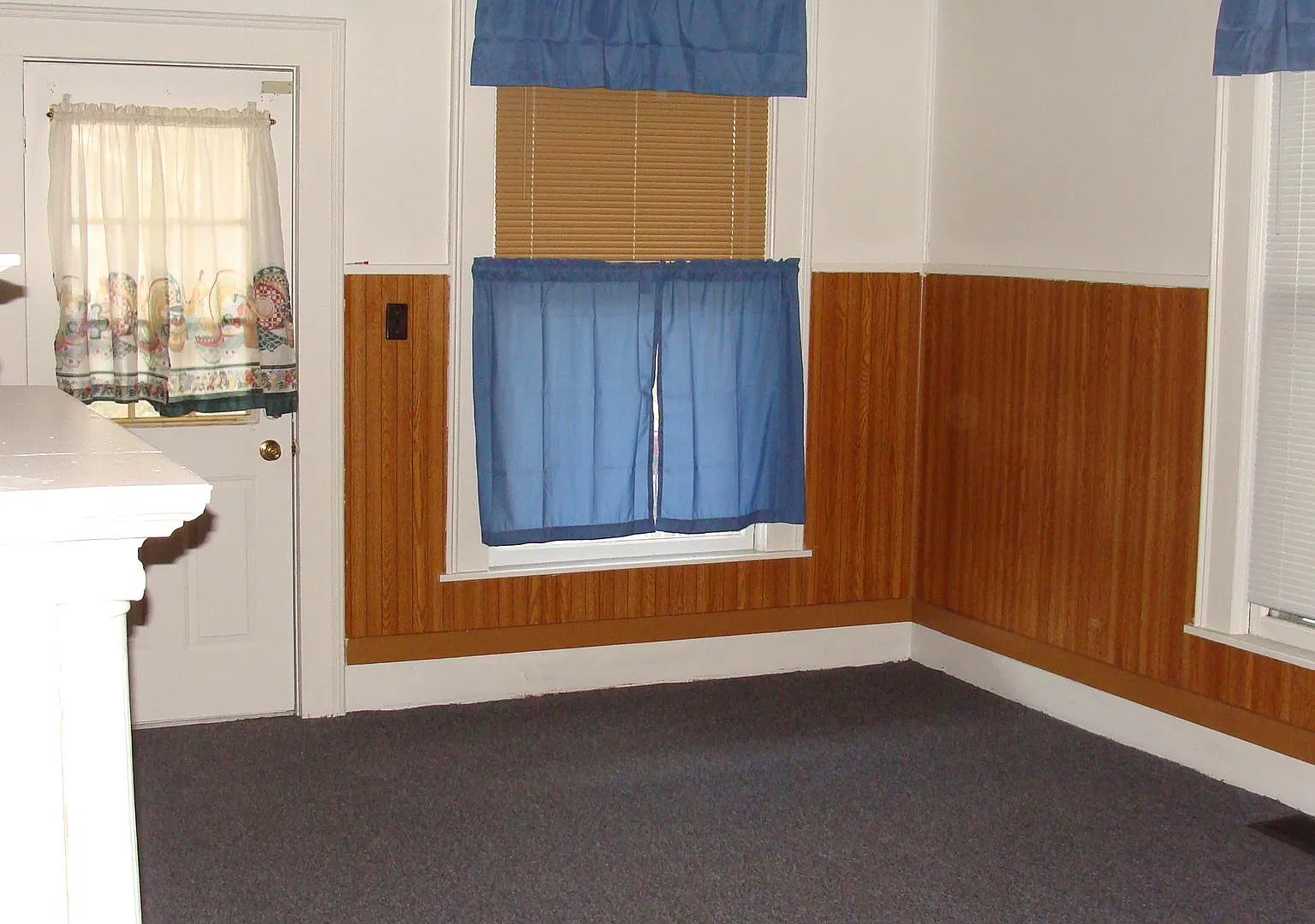 1 bed, 900 sqft, $800 — Photo 1