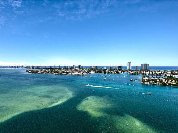 2nd image of 2650 Lake Shore Dr Unit 2202