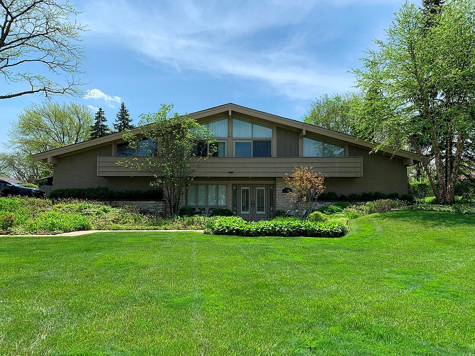 1st image of 3525 Whirlaway Dr