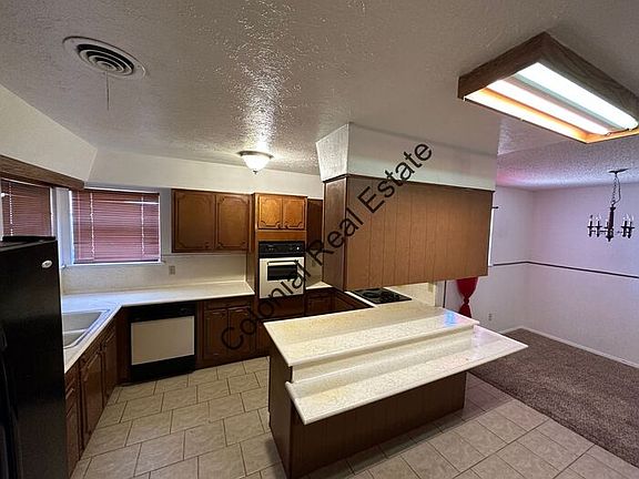 3rd image of 1707 Jonquil Park Dr