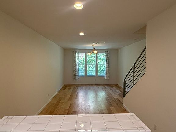 4th image of 448 Marina Way