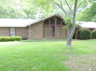 706 Hundred Oaks Dr, Ruston, LA 71270