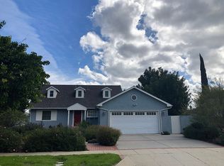 6438 Penfield Ave, Woodland Hills, CA 91367
