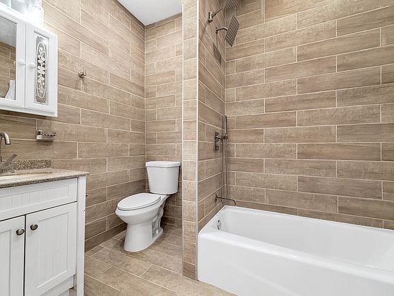 5th image of 1269 Broadway #2R