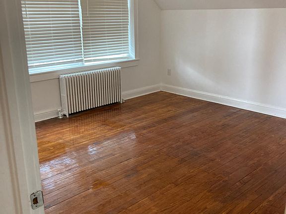 4th image of 1211 Colonial Ave APT 4