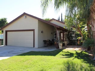 14319 Moonridge Dr, Riverside, CA 92503
