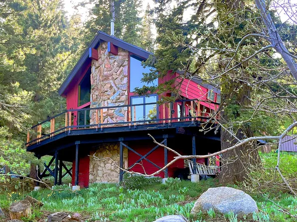 55 Bloods Ridge Rd, Bear Valley, CA 95223