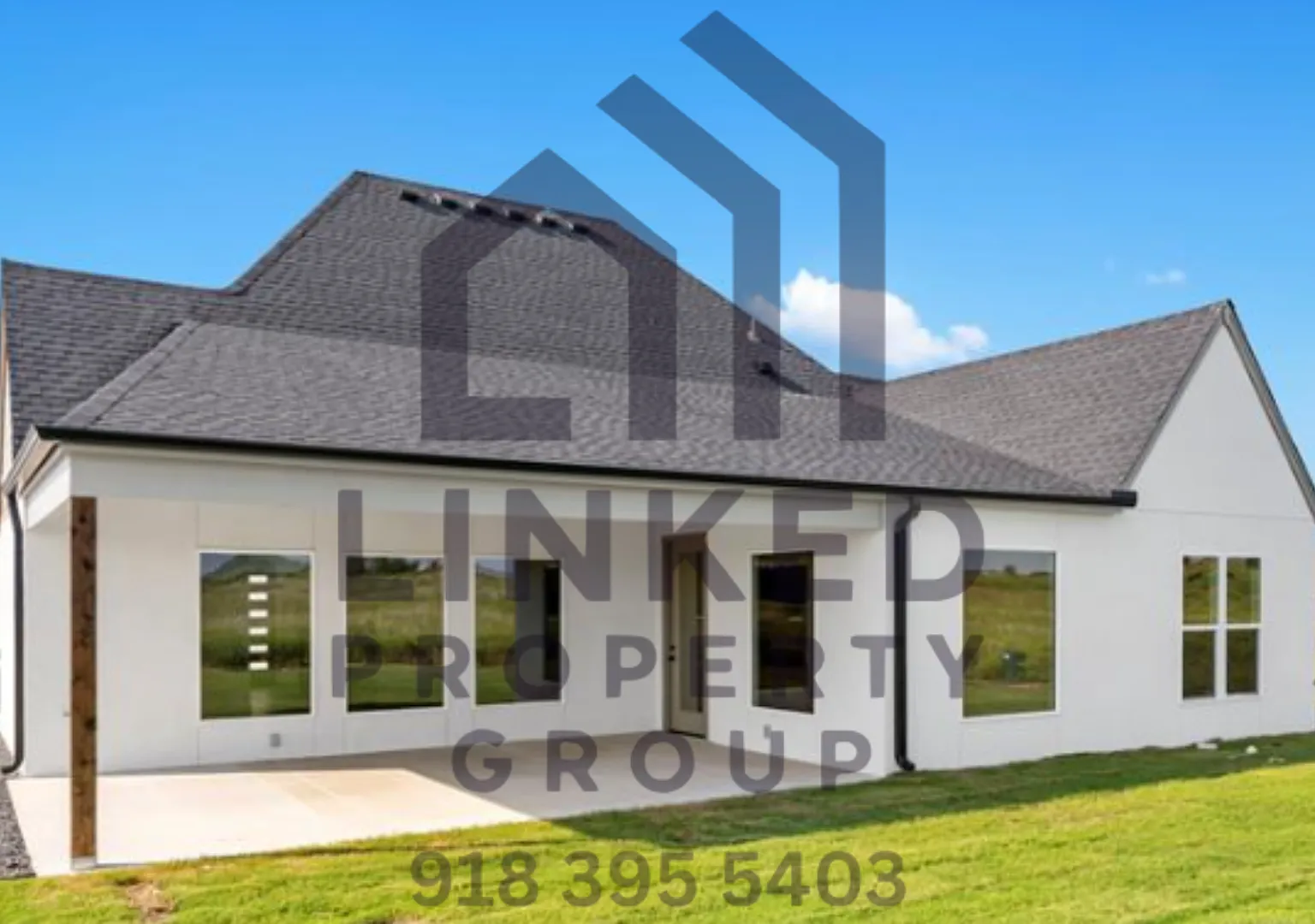 Beautiful Brand New 4 bedroom Home! — Photo 4