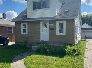 5822 Whitefield St, Dearborn Heights, MI 48127