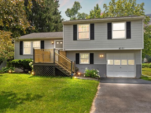 8371 Warbler Way