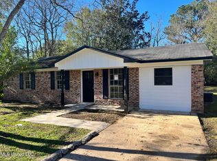 9713 Highway 613, Moss Point, MS 39562