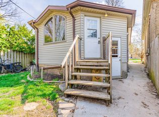 132 Wharncliffe Rd N, London, ON N6H 2B2