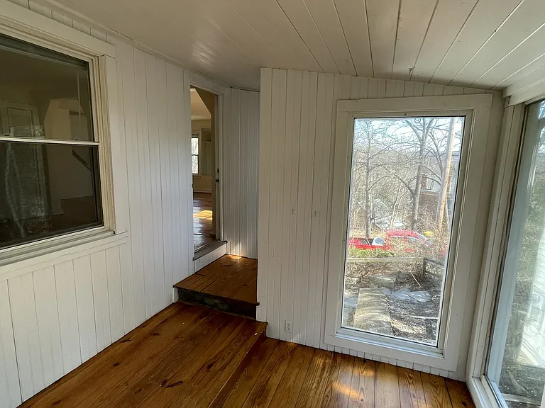 4 Underwood St #3 — Photo 17