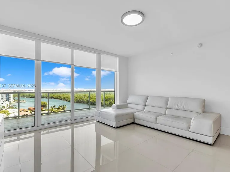 400 Sunny Isles Blvd #1903 — Photo 7