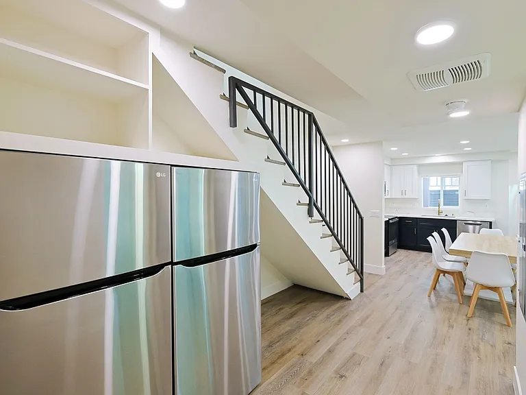 Pavo Apartments — Photo 9