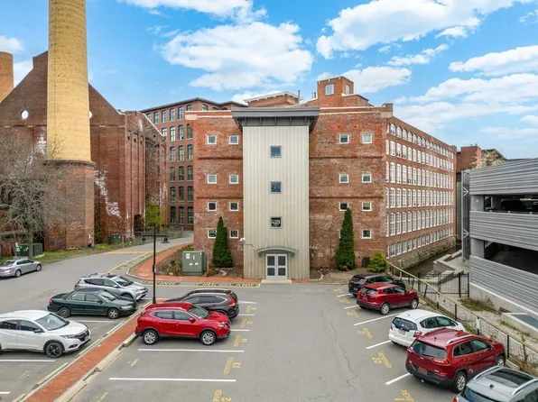 200 Market St Unit 3505, Lowell, MA 01852