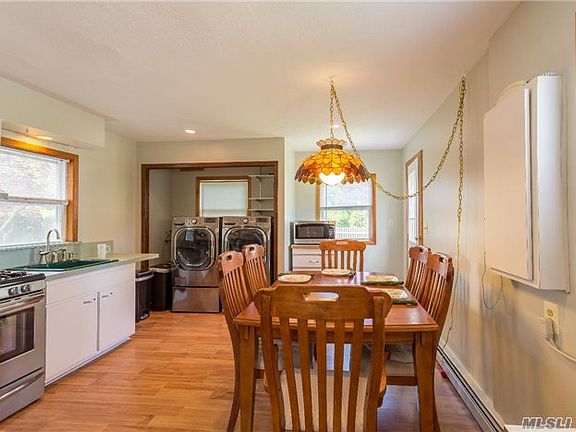 4th image of 202 Center Bay Dr