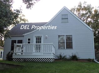 4014 12th St, Des Moines, IA 50313