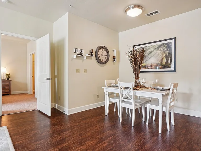 Trail Ridge at Woodland Park Apartments — Photo 6