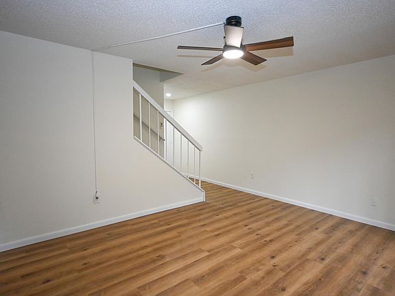 4th image of 233 Timber Ct