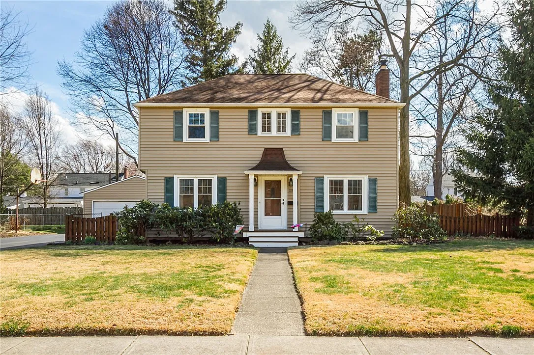 157 Daley Blvd photo 1
