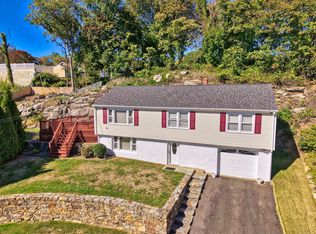 135 Grey Rock Rd, Bridgeport, CT 06606