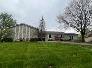 846 Granada Dr, Greenwood, IN