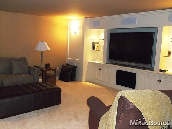3rd image of 5533 Eagleview Ct #1-A