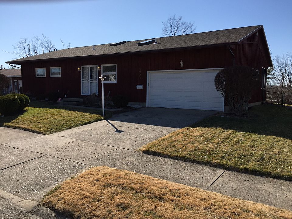 1st image of 1709 S Brookhollow Dr