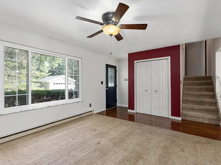 8621 Oakside Ave — Photo 2