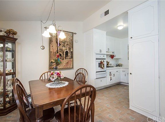 2nd image of 19161 Avenue Of The Oaks Unit B