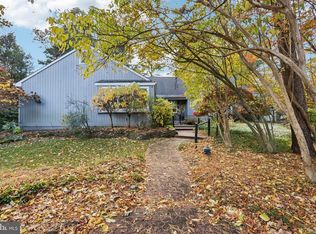 122 Deerfield Ave, Marlton, NJ 08053