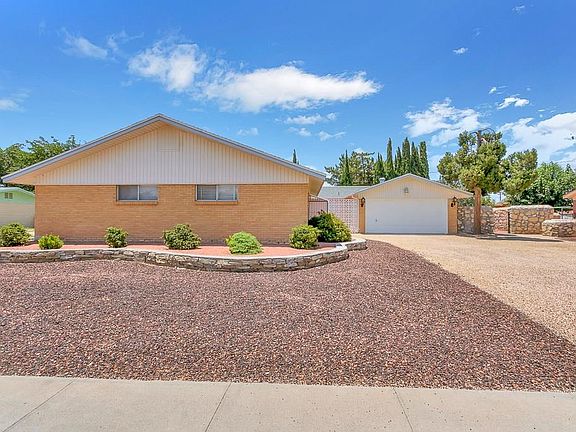 3rd image of 2617 Tahiti Dr