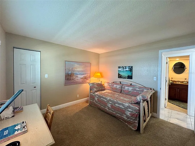 1230 Gulf Blvd #1402 — Photo 36