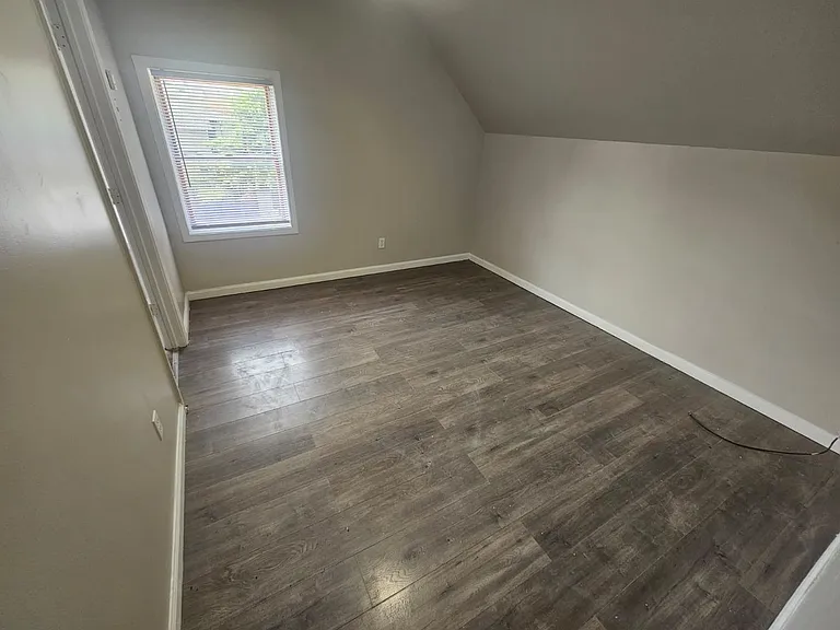 7310 Camden Ave — Photo 13