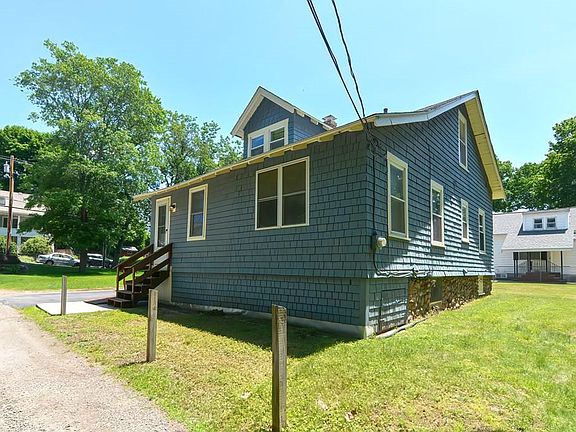 2nd image of 30 Pine Ave
