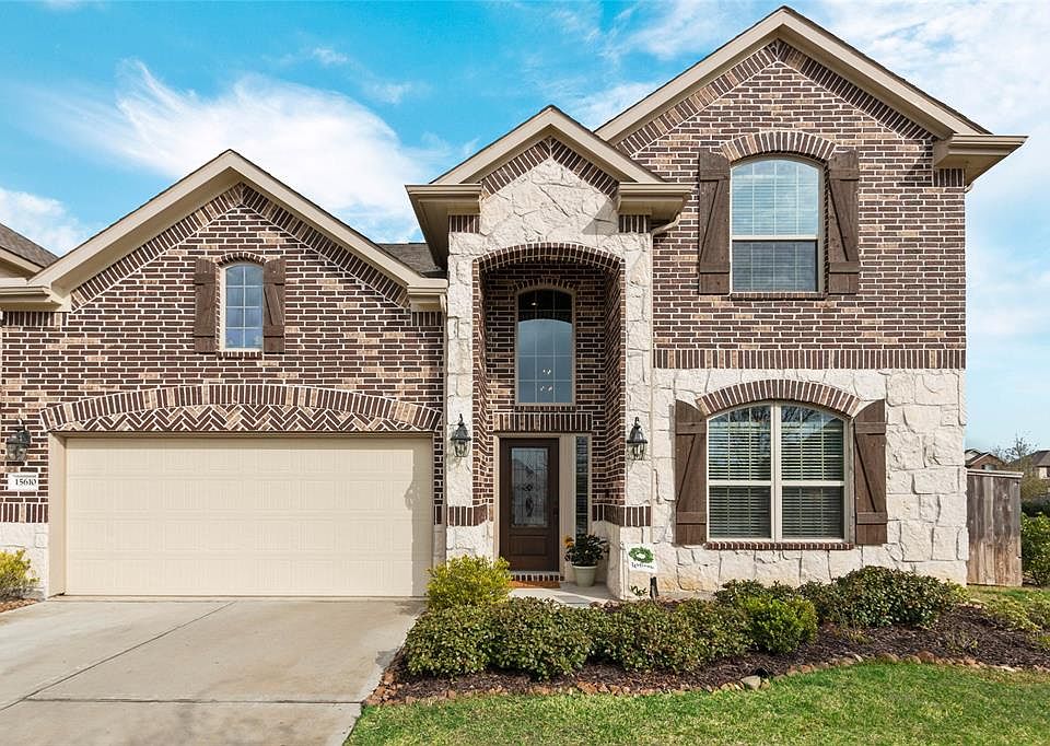 1st image of 15610 Windsor Bluff Dr