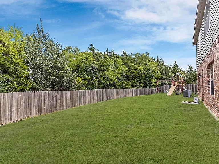 3117 Cody Ct — Photo 20