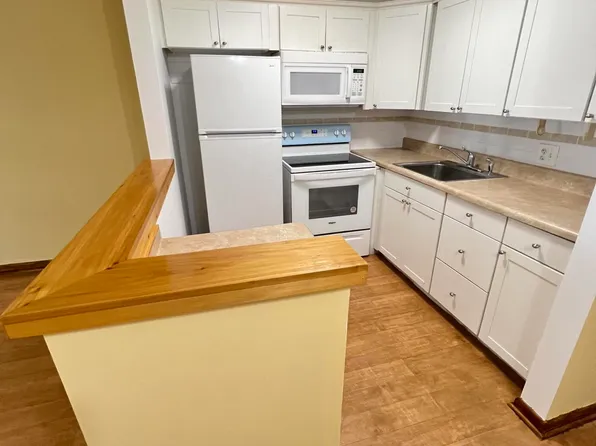 135 Camden F, West Palm Beach, FL 33417