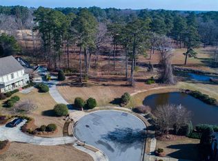 1045 N Lakeside Dr, Smithfield, NC 27577