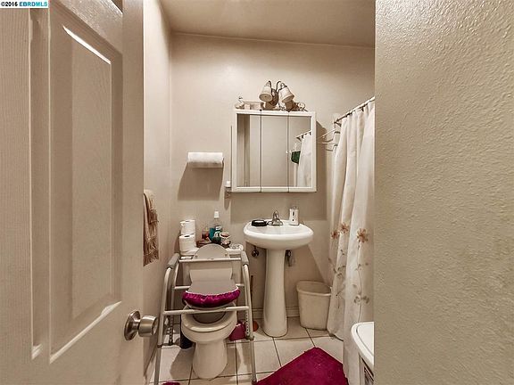 5th image of 5823 Kingsley Cir