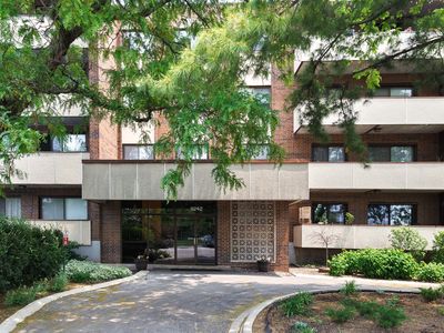 9240 Gross Point Rd APT 403, Skokie, IL, 60077