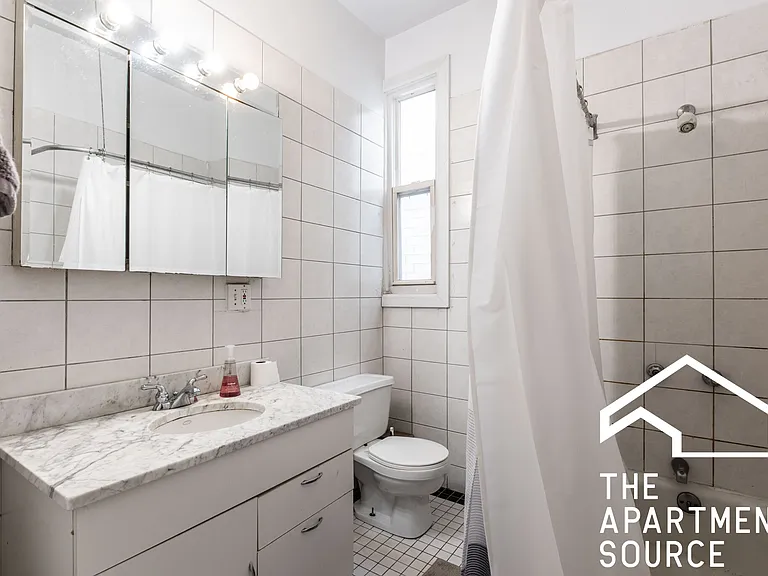 2517 N Ashland Ave #2 — Photo 16