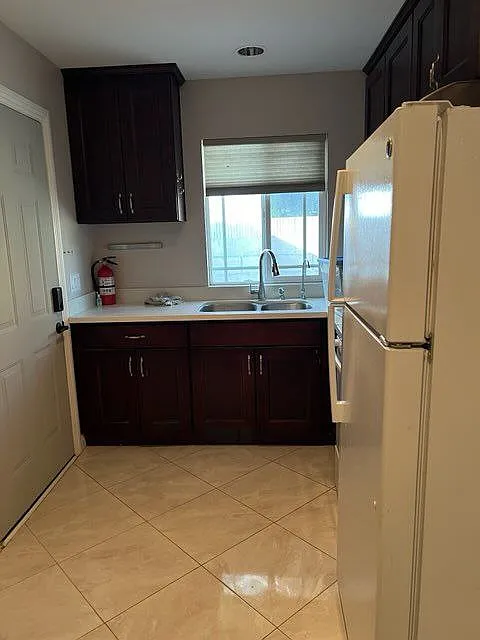 1 bed, 106 sqft, $1,100 — Photo 3