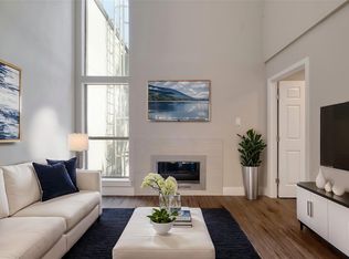 935 La Posada Dr #212, Austin, TX 78752