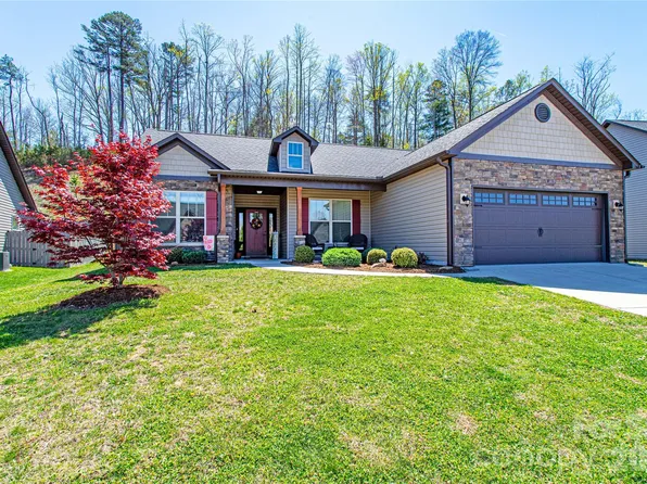 153 Water Leaf Dr, Weaverville, NC 28787