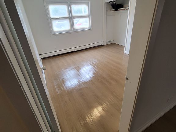 5th image of 6241 N Northwest Hwy APT 102