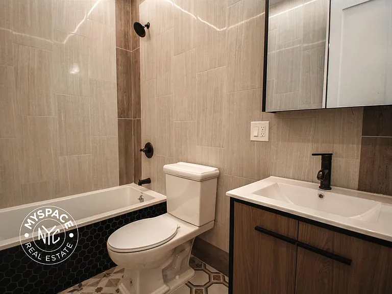 1824 Palmetto St #2R — Photo 11