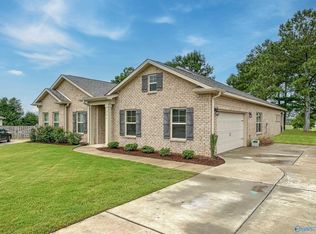 291 Dinner Tree Sq, Huntsville, AL 35811